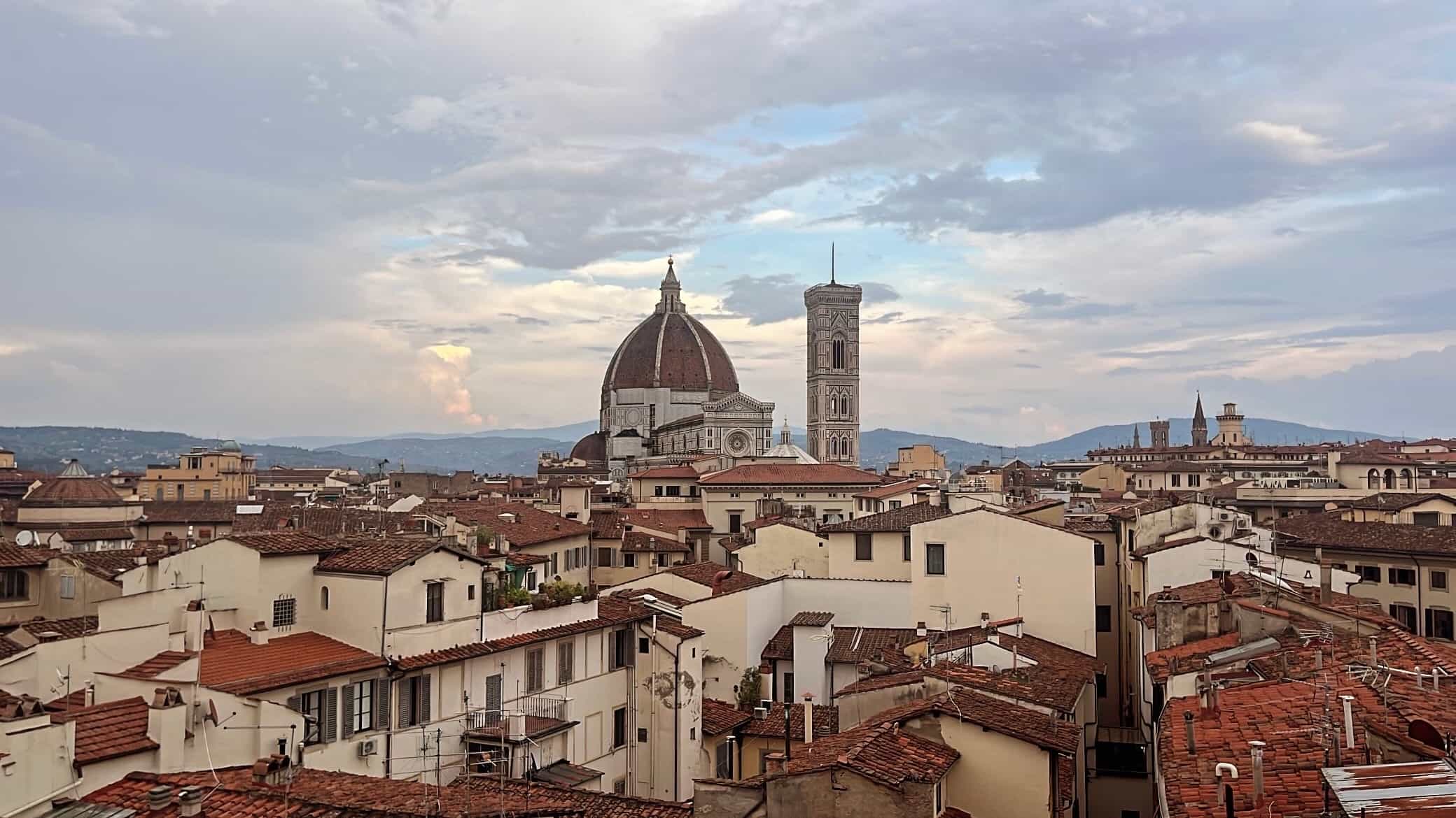 Drink views from atop Aria Rooftop Bar @ Tivoli Palazzo Gaddi Firenze Hotel